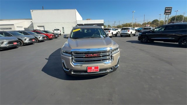 Certified 2023 GMC Acadia SLE w/ Driver Convenience Package image 3