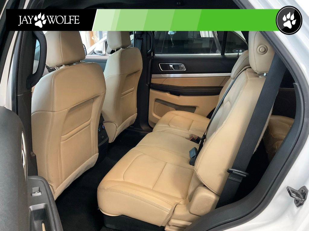 Used 2016 Ford Explorer XLT w/ Equipment Group 202A FWD image 20