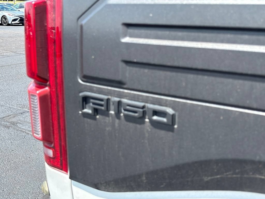 Used 2017 Ford F150 Raptor w/ Equipment Group 802A Luxury AWD/4WD image 32