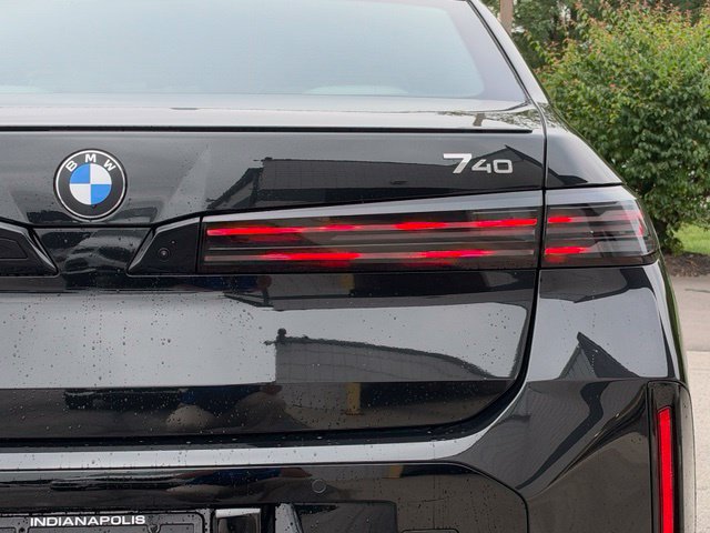 New 2027 BMW 740i xDrive w/ Executive Package AWD/4WD image 5