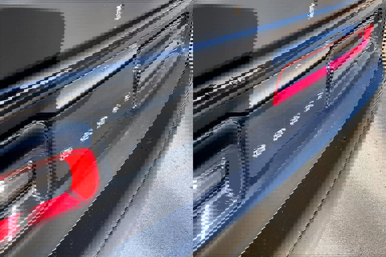 Used 2023 Dodge Challenger SXT image 28