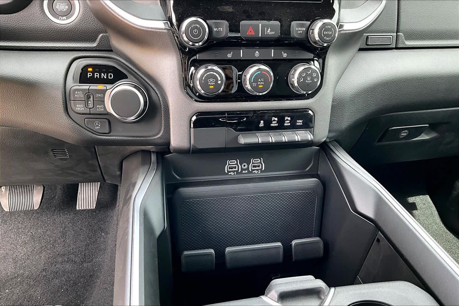 New 2026 RAM 1500 Big Horn AWD/4WD image 19