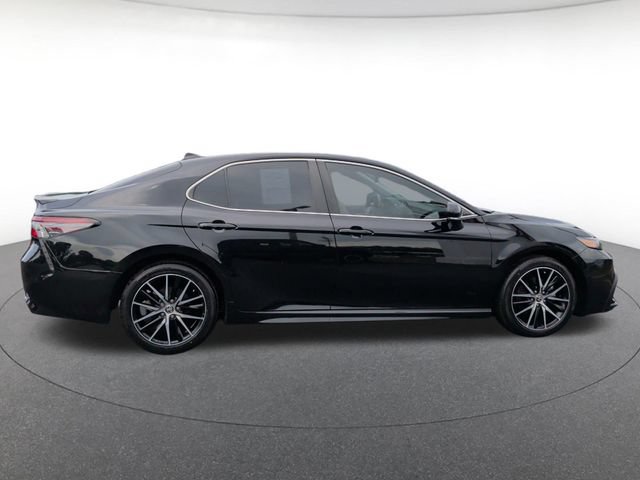 Used 2023 Toyota Camry SE FWD image 7