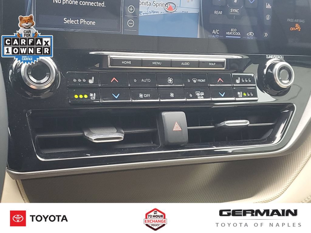 Used 2021 Toyota Highlander Limited AWD/4WD image 32