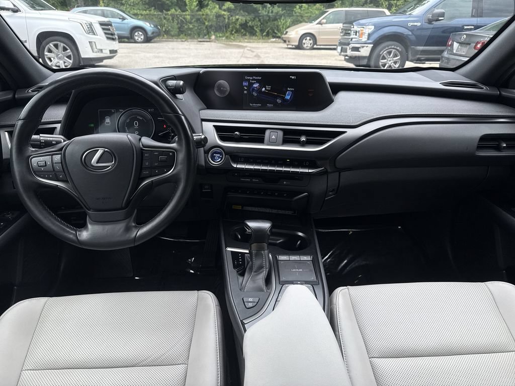 Used 2022 Lexus UX 250h w/ Premium Package AWD/4WD image 23