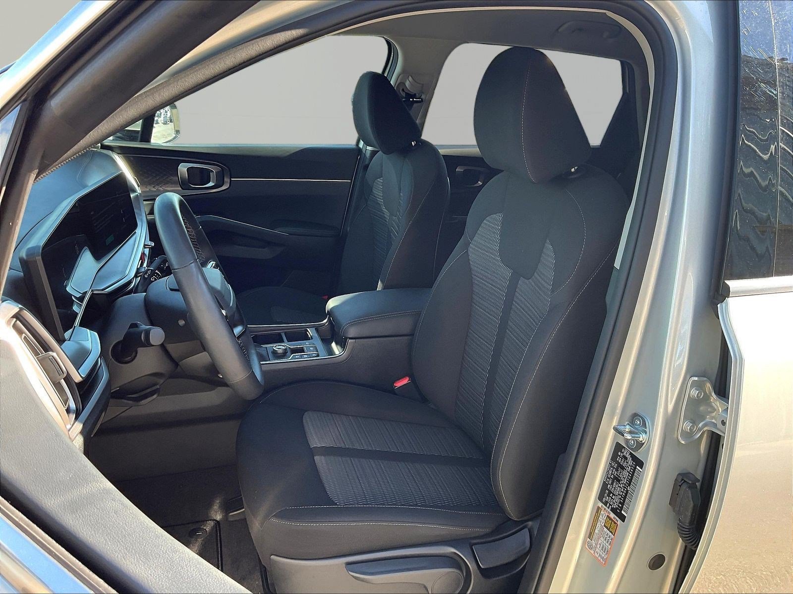 New 2026 Kia Sorento LX FWD image 17