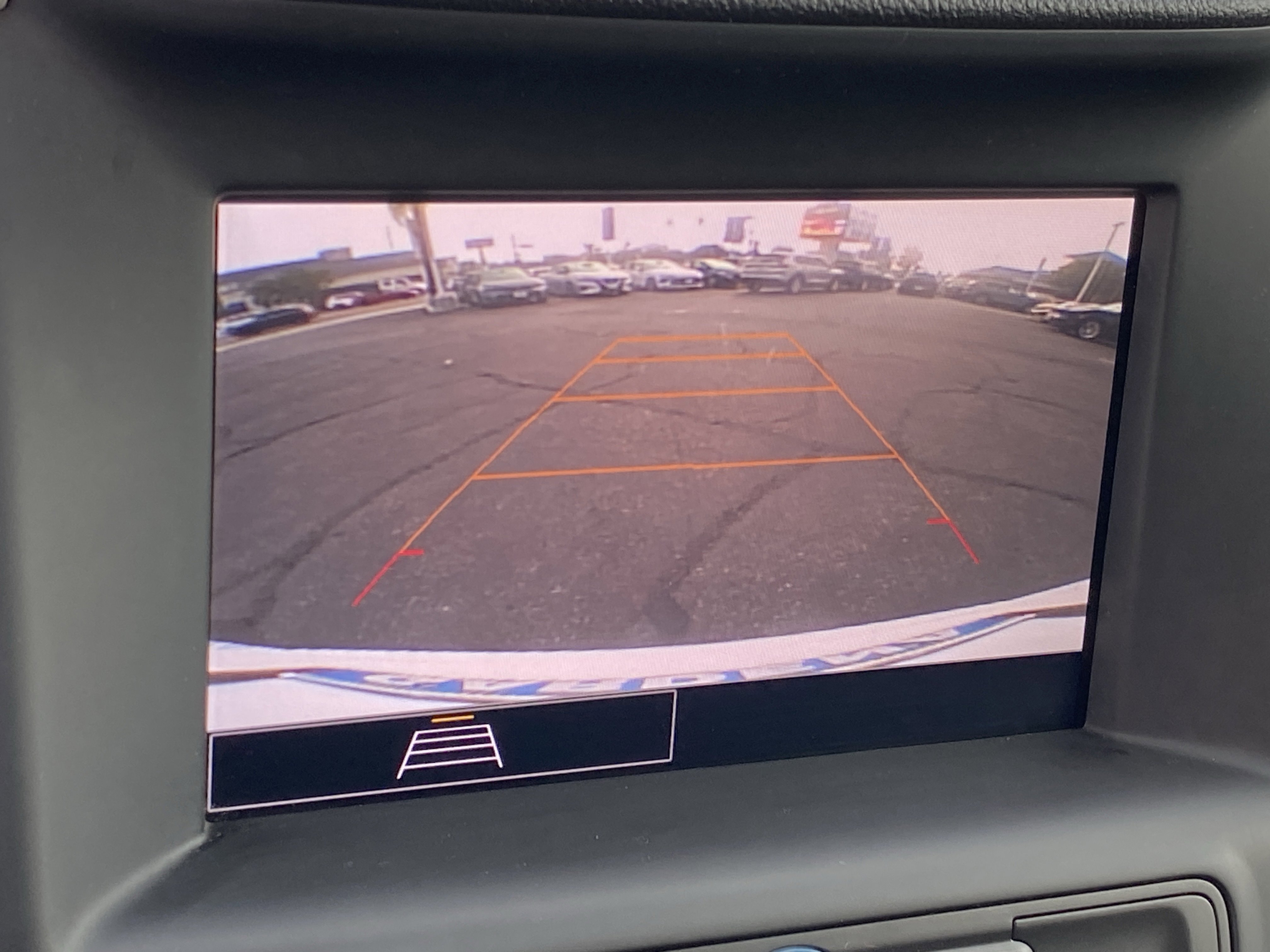 Used 2024 GMC Terrain SLE image 19
