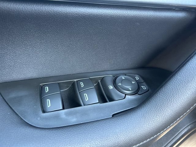 Used 2019 Chevrolet Blazer LT FWD image 21