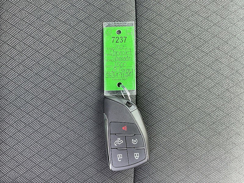 New 2025 Chevrolet Silverado 1500 Custom image 16