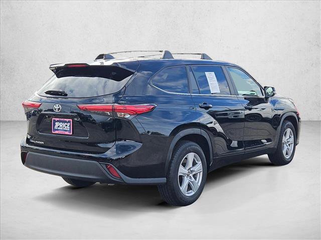 Used 2023 Toyota Highlander L image 5