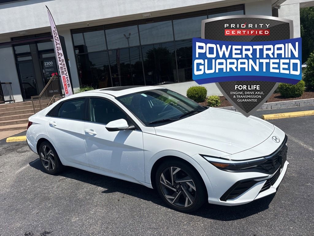 Used 2025 Hyundai Elantra Limited