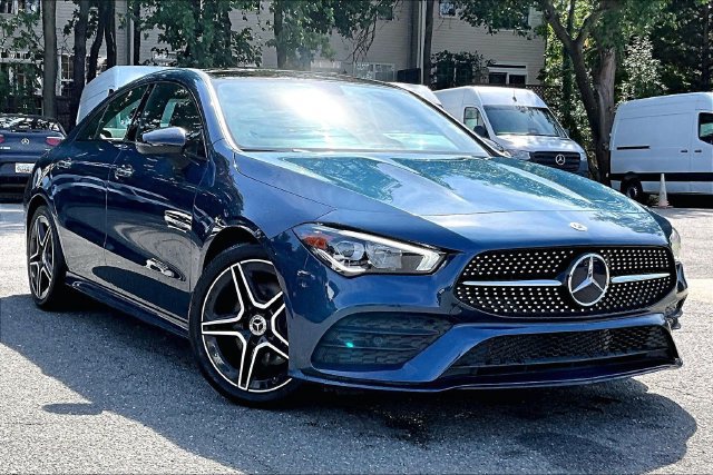 Used 2023 Mercedes-Benz CLA 250 4MATIC image 1