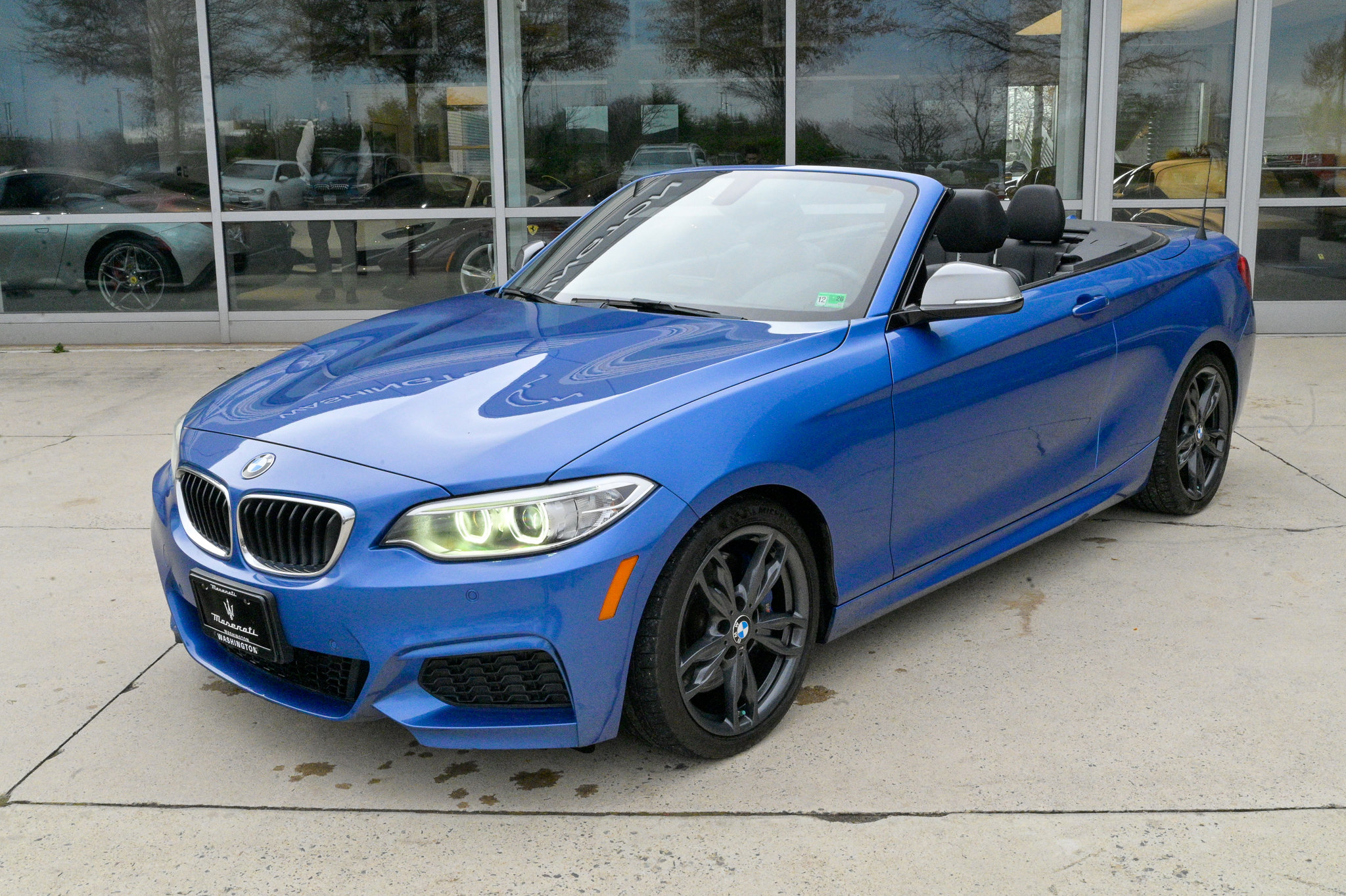 Used 2016 BMW M235i Convertible image 51