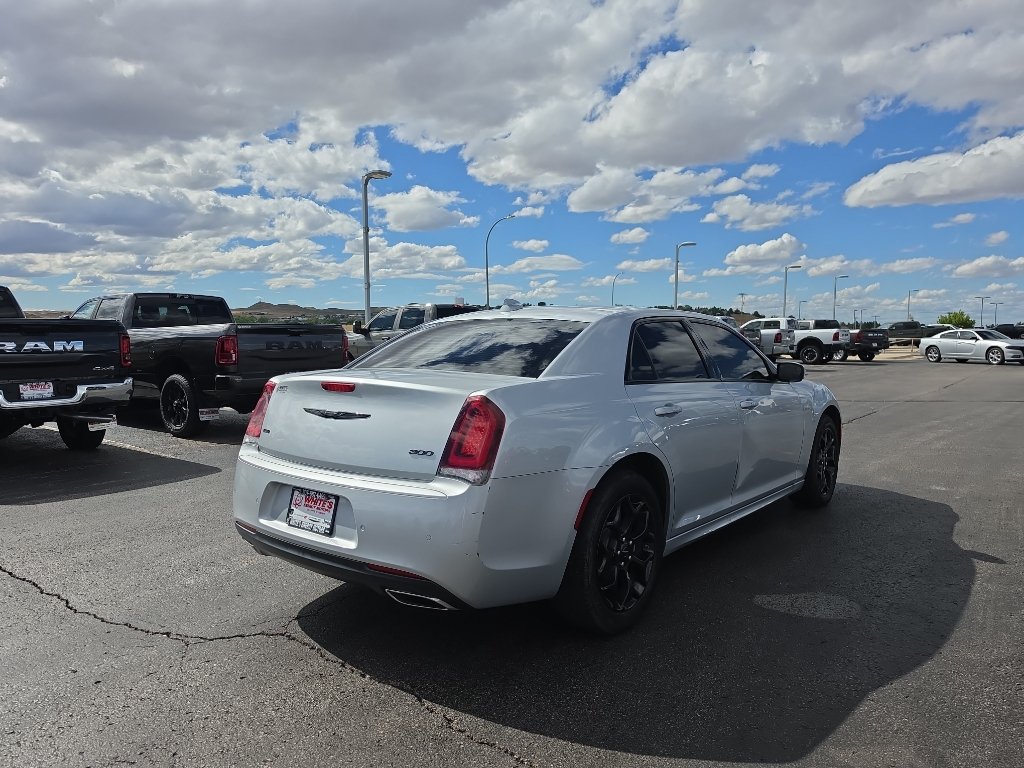 Certified 2023 Chrysler 300 Touring L AWD/4WD image 5
