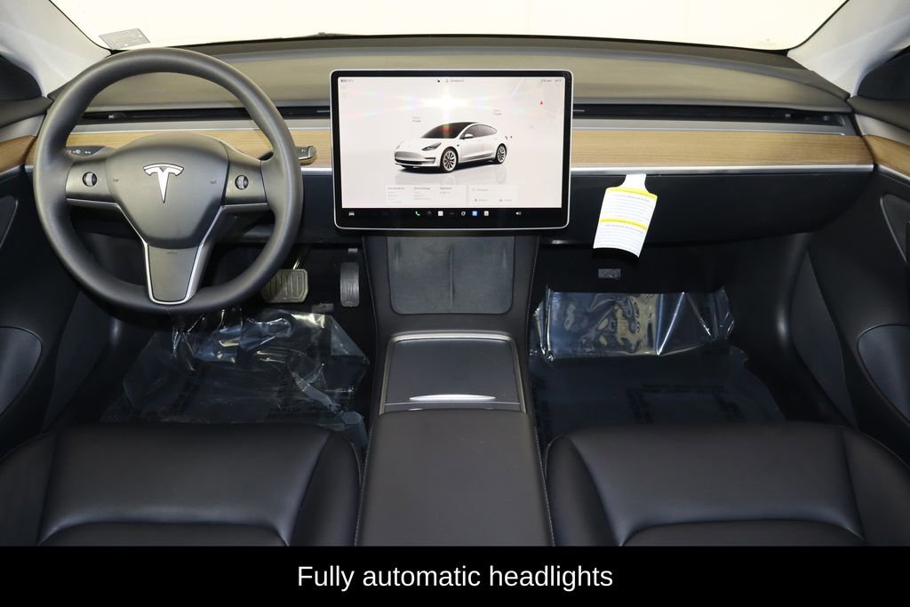 Used 2022 Tesla Model 3 image 11