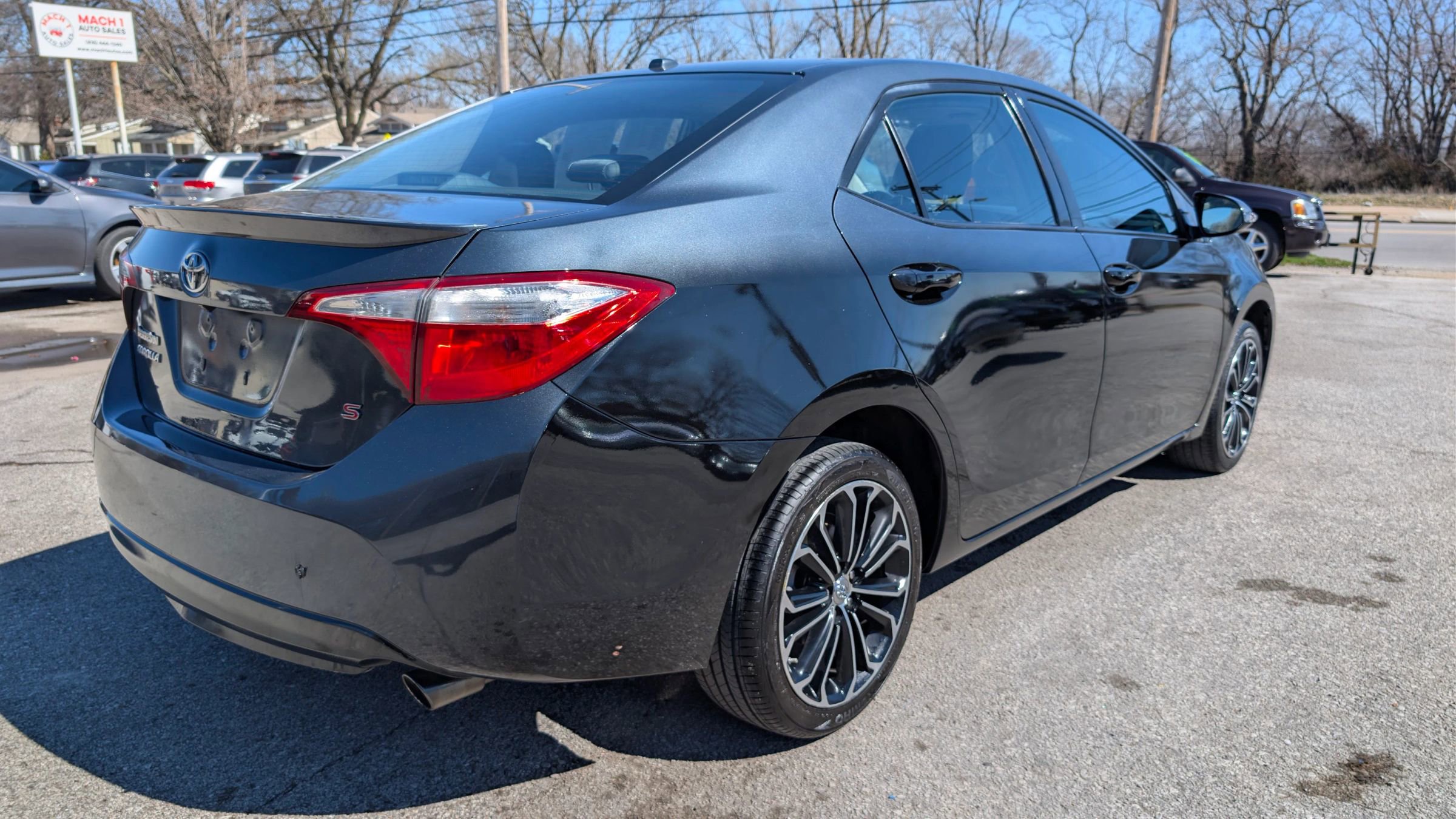 Used 2015 Toyota Corolla S w/ Driver Convenience Package image 7