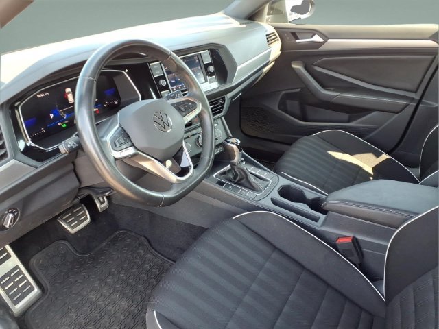 Used 2024 Volkswagen Jetta Sport FWD image 10
