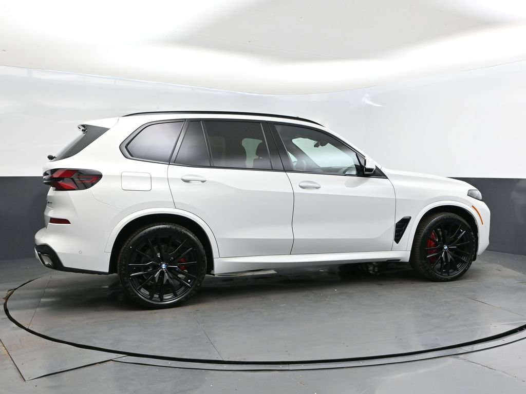 New 2026 BMW X5 sDrive40i w/ M Sport Package image 8