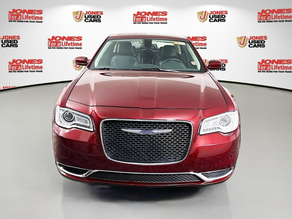 Used 2016 Chrysler 300 Limited image 11
