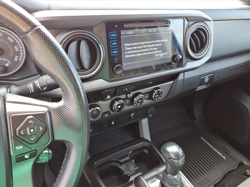 Used 2016 Toyota Tacoma TRD Sport w/ Towing Package AWD/4WD image 27