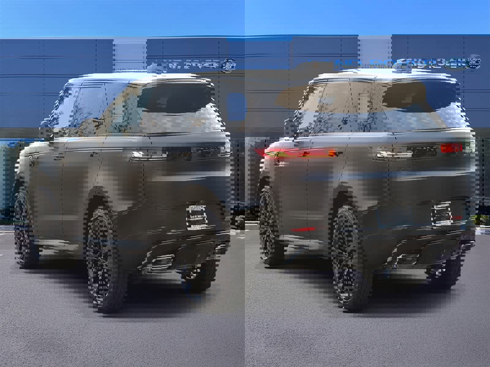 New 2026 Land Rover Range Rover Sport Dynamic SE image 7