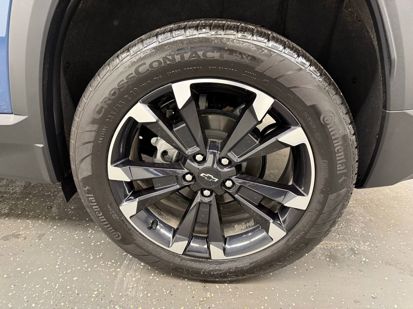 Used 2025 Chevrolet Equinox RS image 19