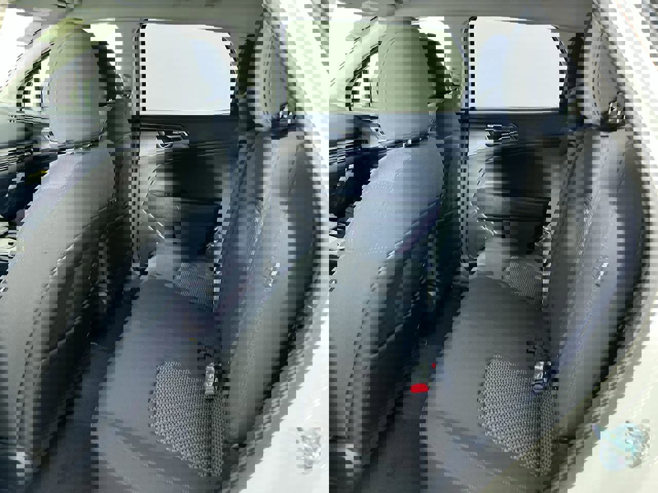 New 2026 Kia Sportage S image 30