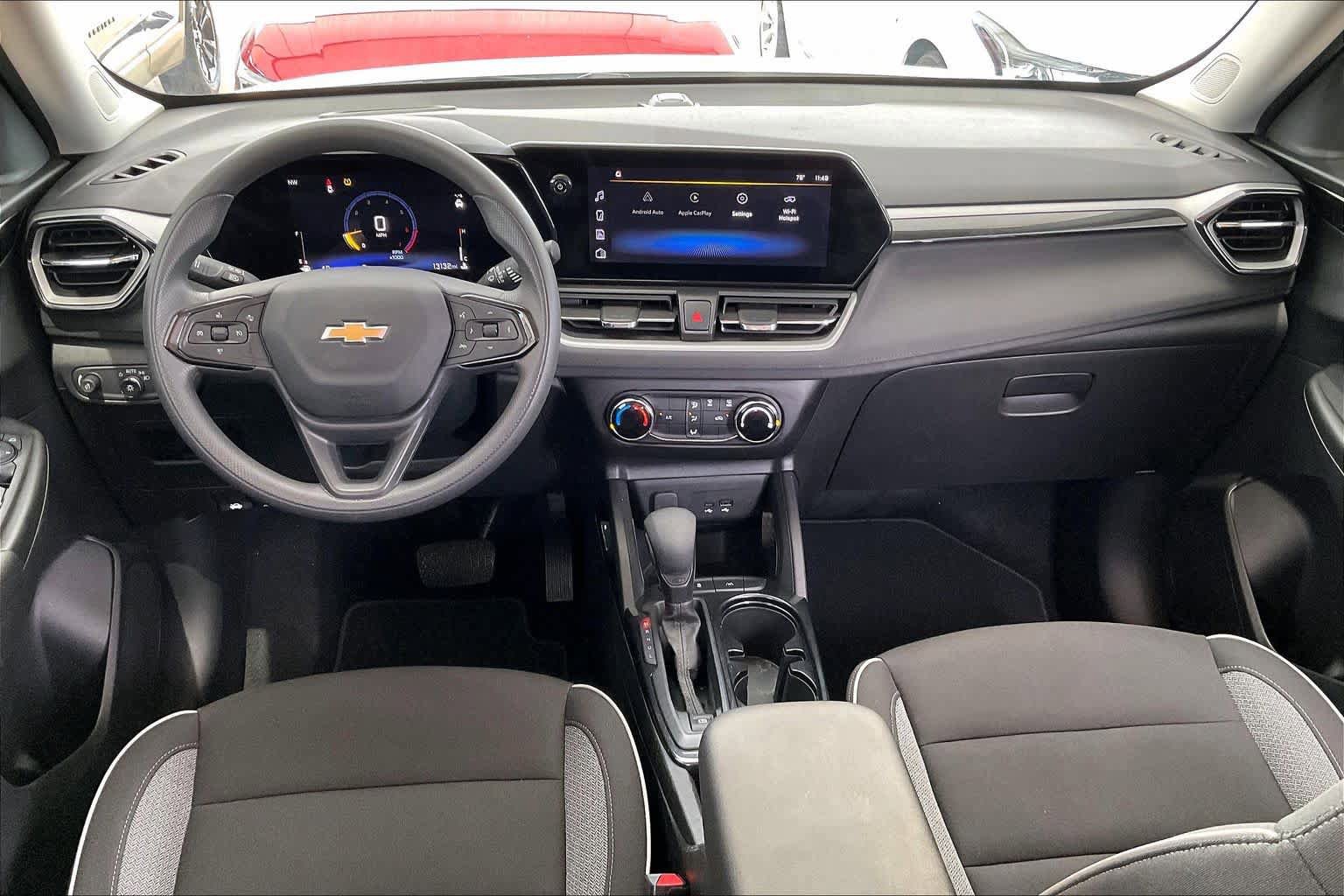Certified 2025 Chevrolet TrailBlazer LS w/ LS Convenience Package FWD image 15