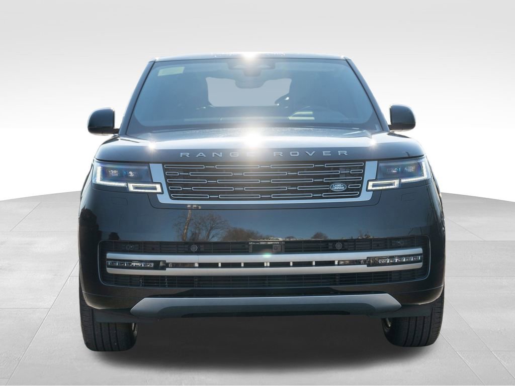 New 2026 Land Rover Range Rover SE image 2