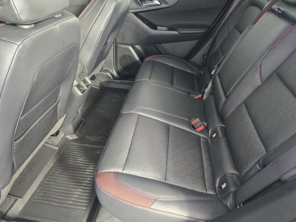 New 2026 Chevrolet Equinox RS w/ Convenience Package III FWD image 34