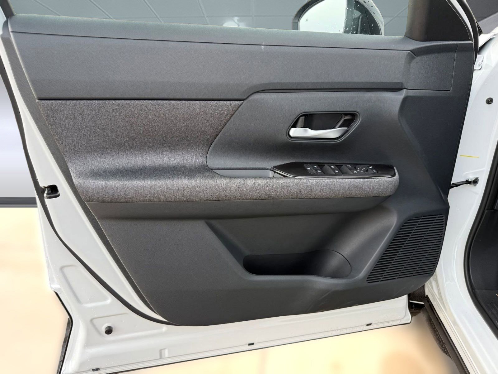 New 2026 Nissan Kicks SV w/ Cold Weather Package image 19