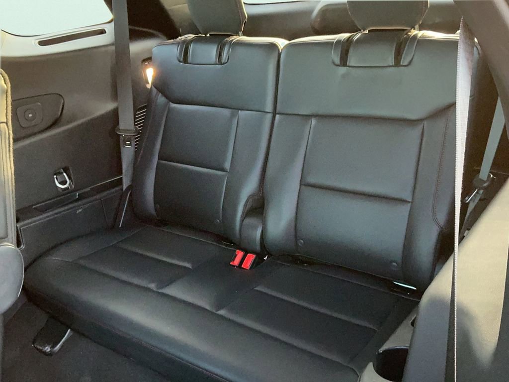 Used 2025 Ford Explorer ST-Line image 18