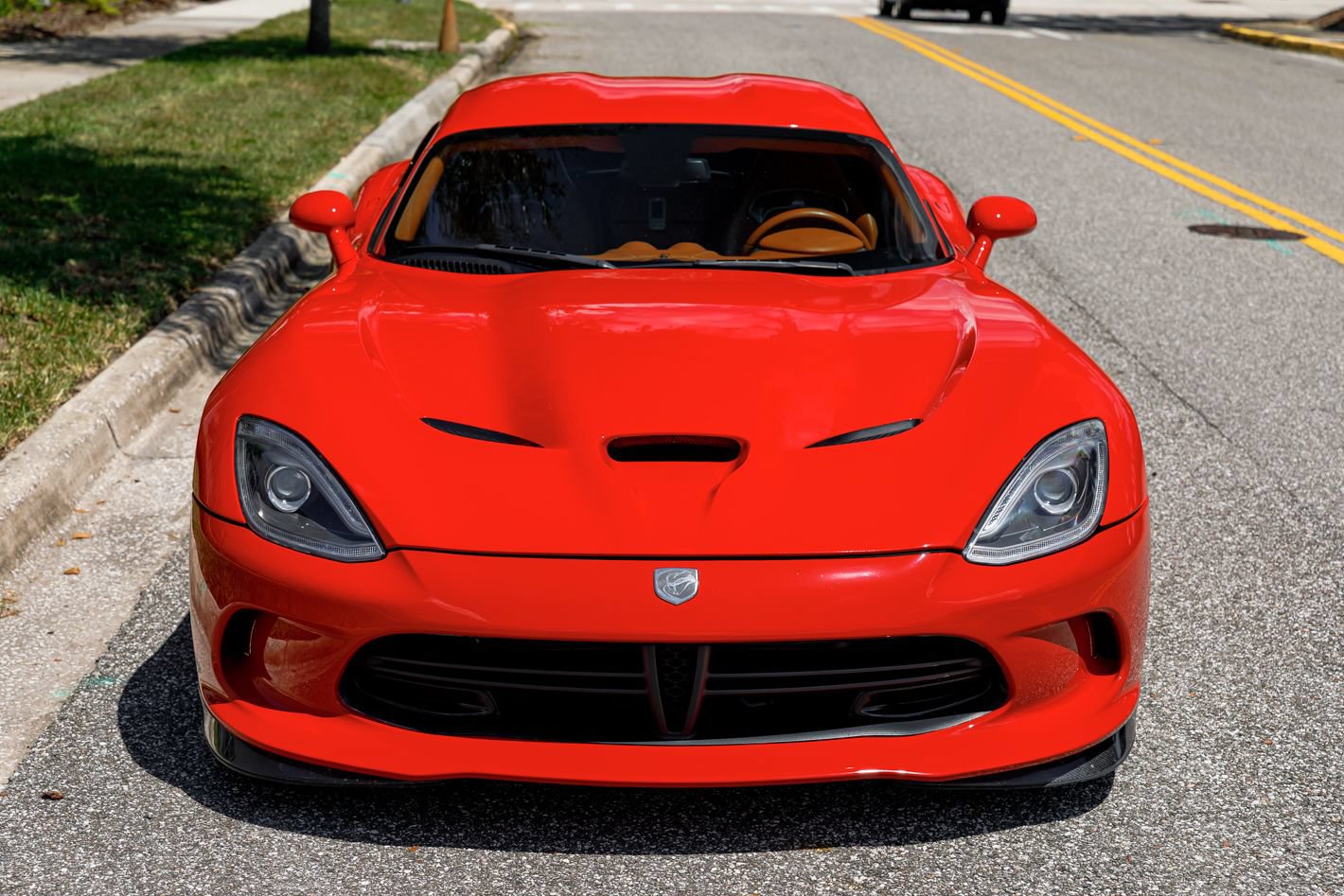Used 2014 SRT Viper GTS w/ GTS Laguna Interior Package RWD image 20