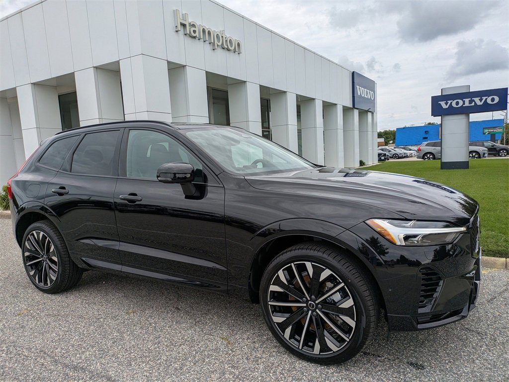 New 2026 Volvo XC60 T8 Ultra w/ Protection Package Premier image 2