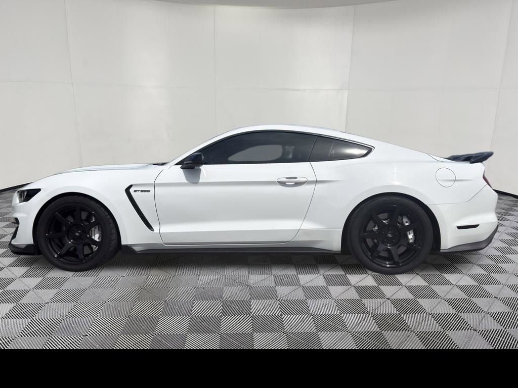Used 2019 Ford Mustang Shelby GT350 w/ Technology Package RWD image 9