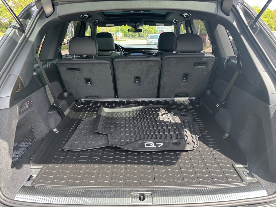 Certified 2026 Audi Q7 3.0T Premium Plus image 15