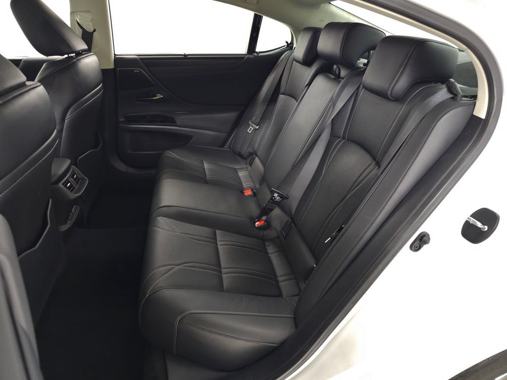 Used 2024 Lexus ES 350 Ultra Luxury FWD image 32