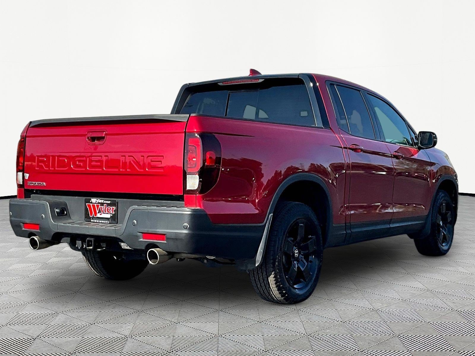 Used 2024 Honda Ridgeline Black Edition image 6