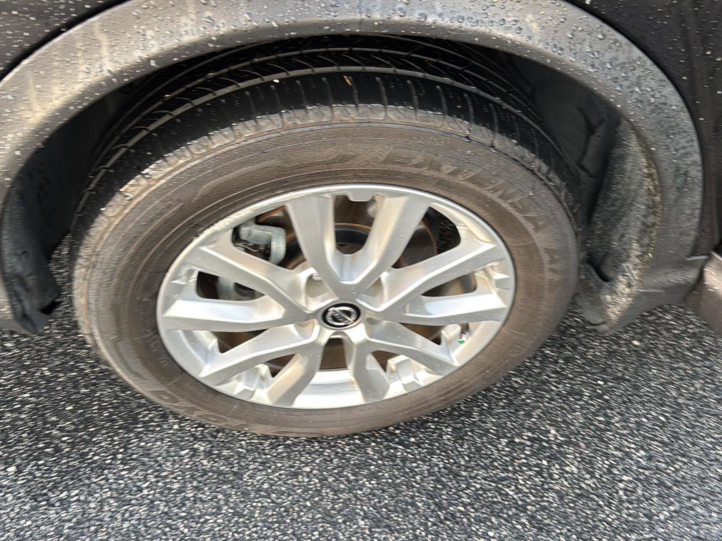 Used 2021 Nissan Rogue Sport SV image 31