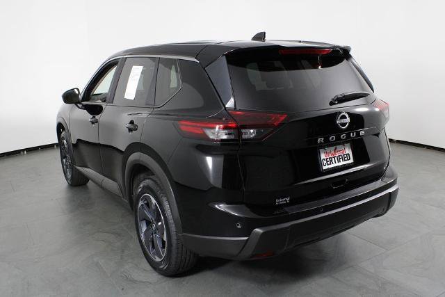 Certified 2025 Nissan Rogue SV image 4