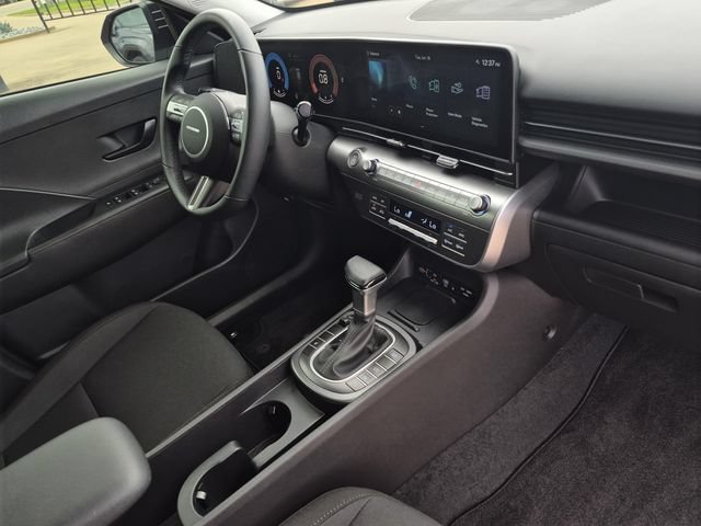 Used 2026 Hyundai Kona SEL Sport FWD image 11