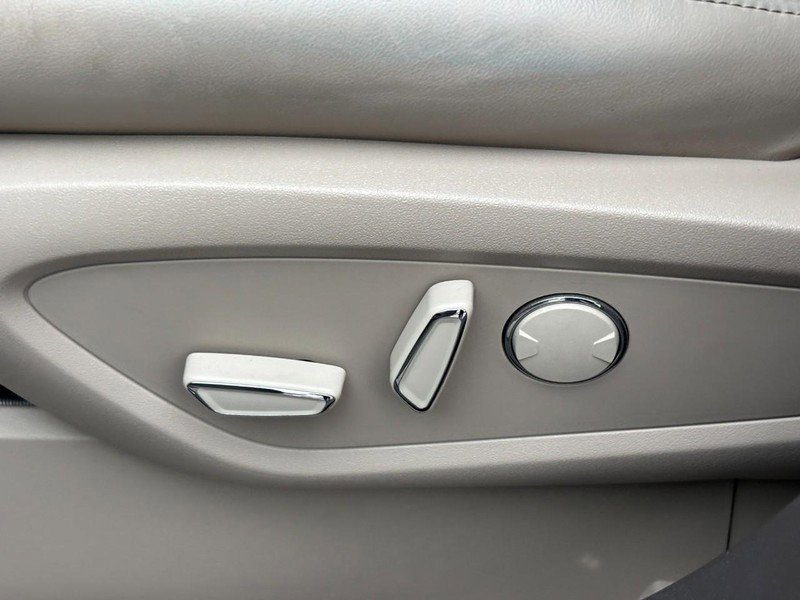 Used 2023 Lincoln Nautilus Reserve image 15