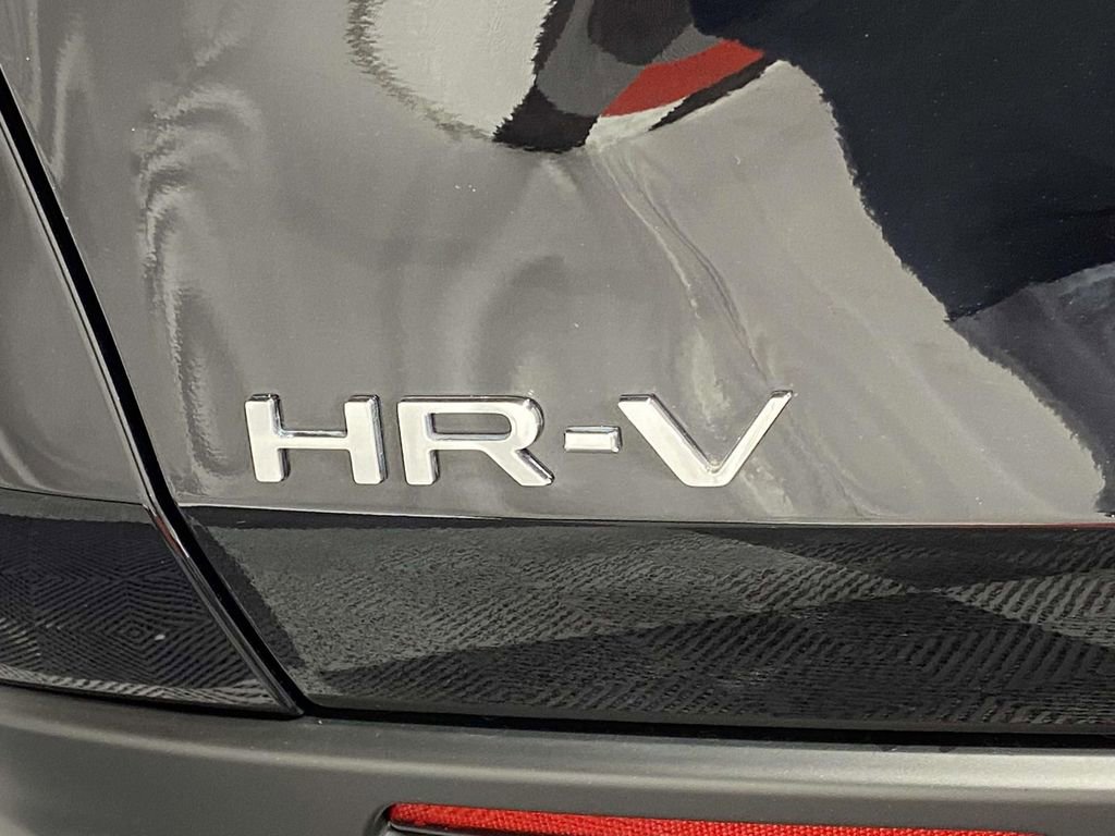 New 2026 Honda HR-V LX image 8
