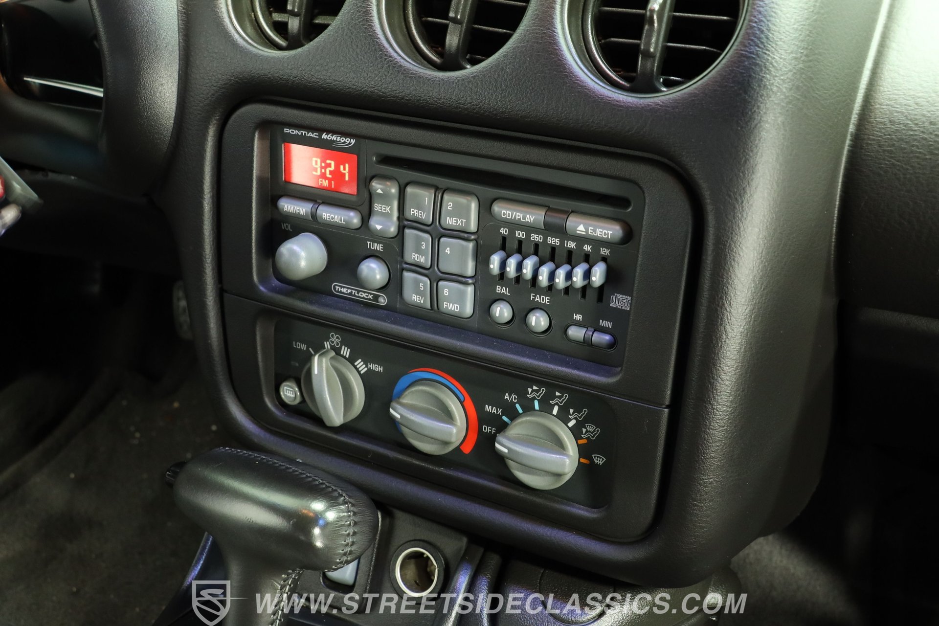 Used 2001 Pontiac Firebird Trans Am RWD image 39
