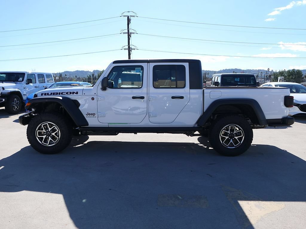 New 2026 Jeep Gladiator Rubicon w/ Safety Group AWD/4WD image 6