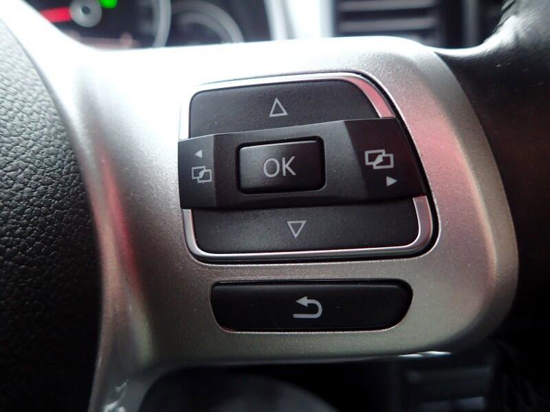 Used 2013 Volkswagen Beetle TDI FWD image 15
