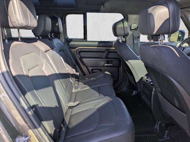 Certified 2025 Land Rover Defender 110 X AWD/4WD image 21