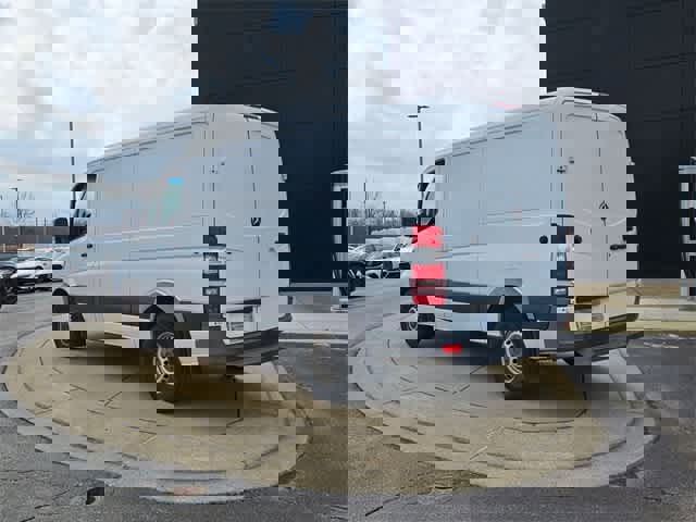 Used 2015 Mercedes-Benz Sprinter 2500 image 6