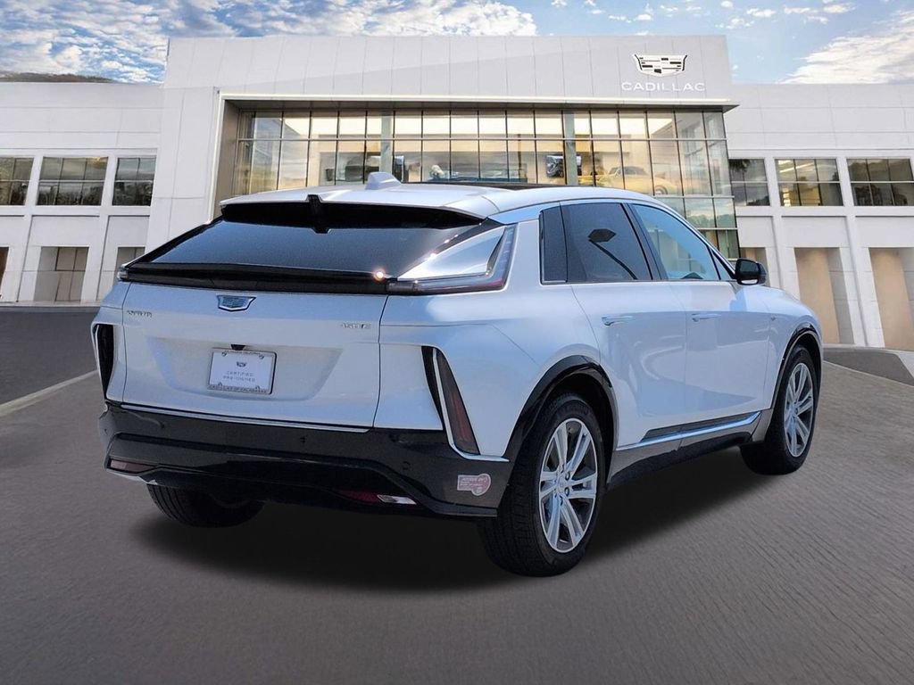 Certified 2024 Cadillac Lyriq Tech RWD image 5