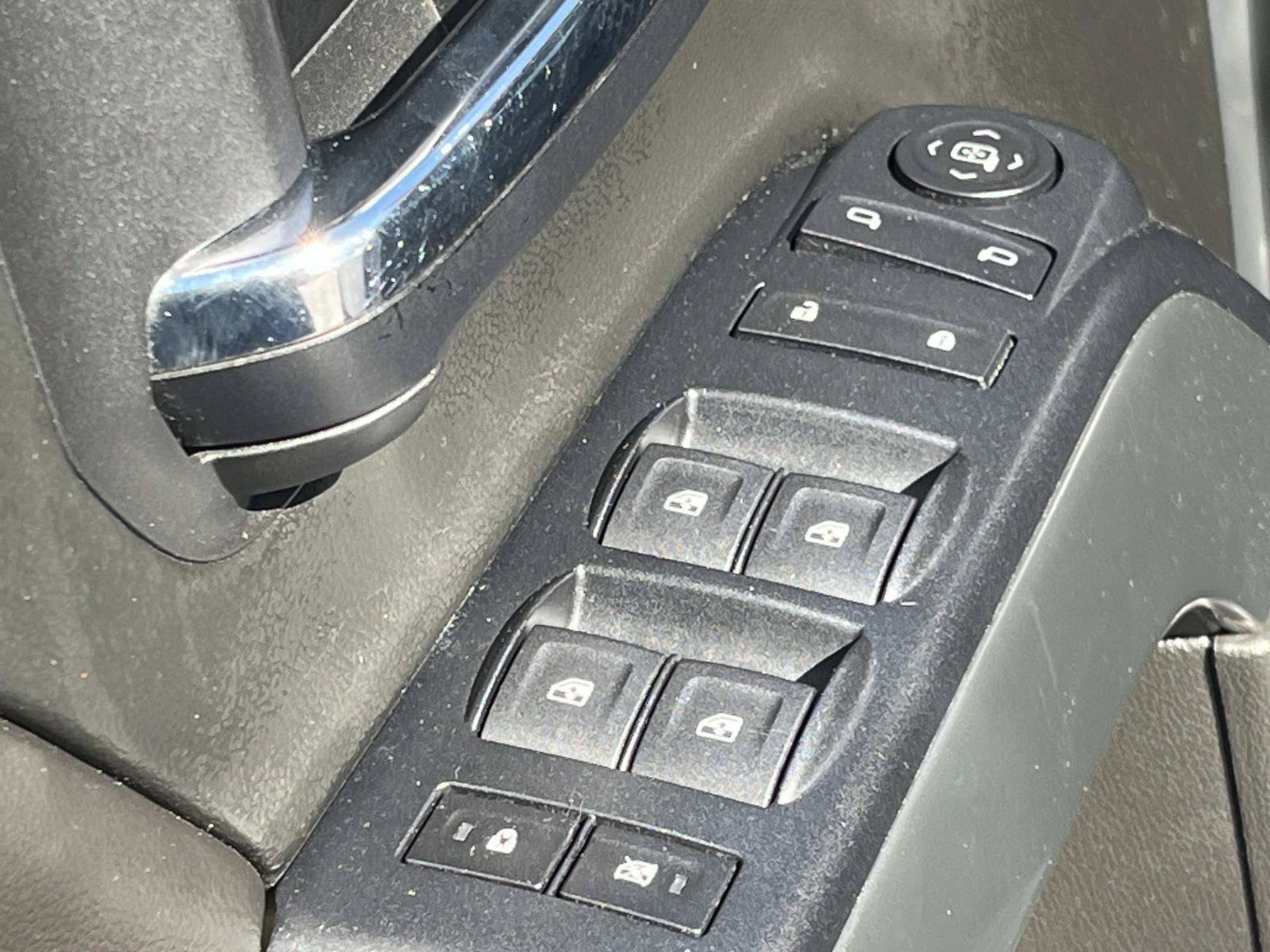 Used 2017 Chevrolet Silverado 1500 LT w/ All Star Edition AWD/4WD image 25